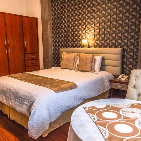 Hotel Chimborazo Internacional Ріобамба Екстер'єр фото